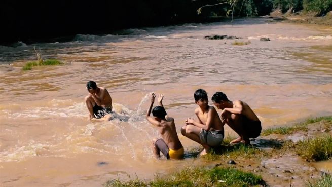 go to Gemeinsam für die Umwelt: Flussreinigung in Indonesien